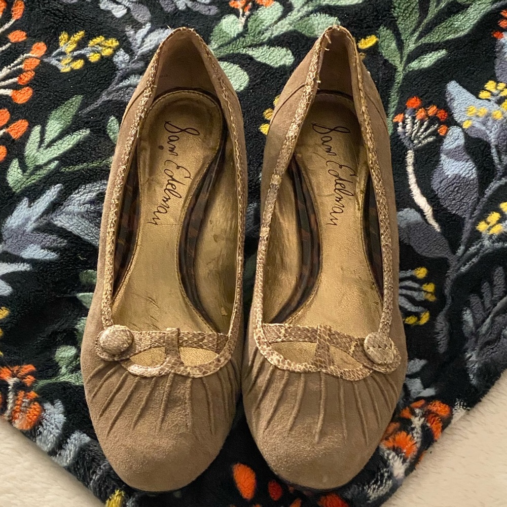 Sam Edelman Tan Beige Suede Heels Size 8.5